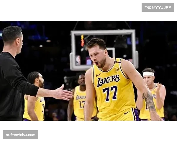 湖人无詹阵容净效率+7.7，东契奇里夫斯双核驱动胜率超八成